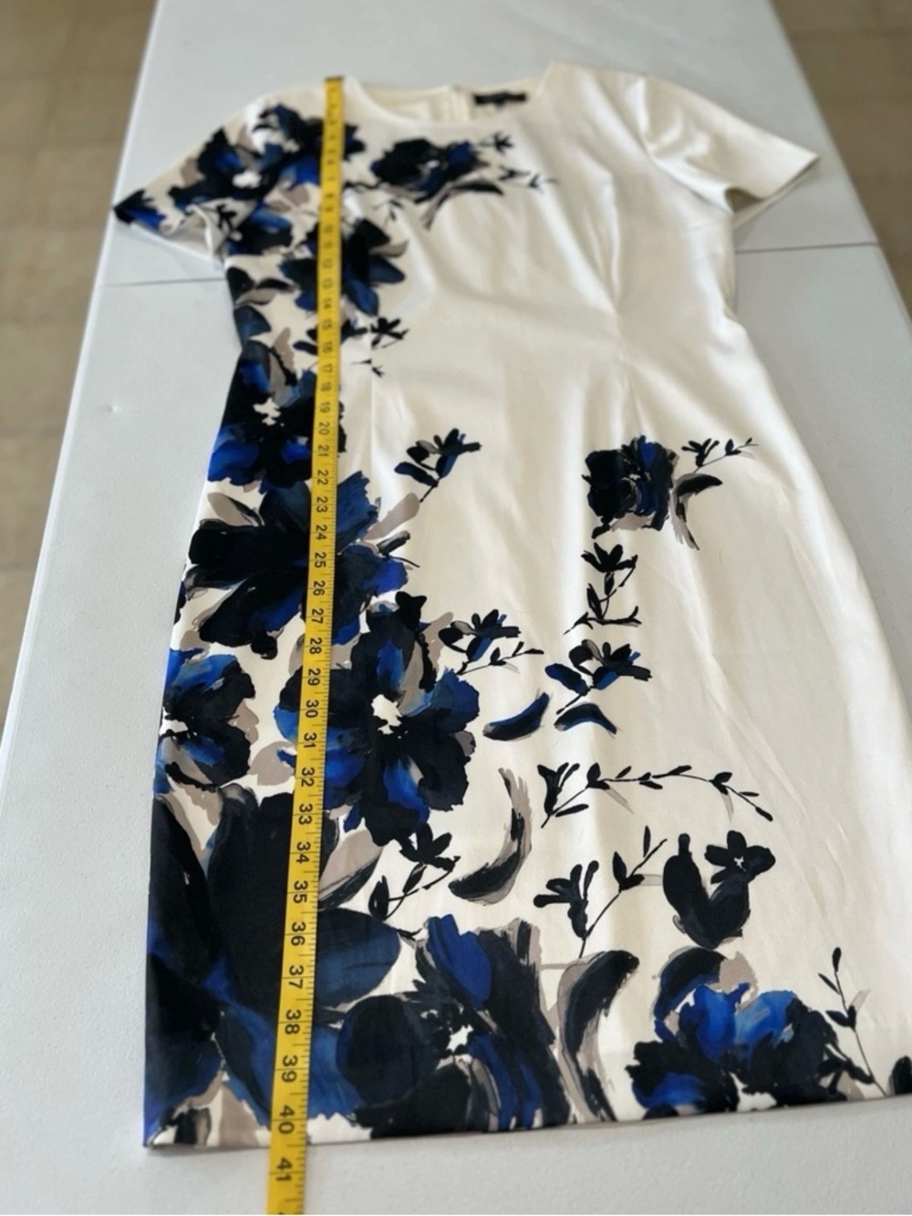 ST . JOHN Floral dress with Blue Bloom Print short sleeve 12 NWOT - Picture 3 of 11